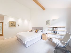 Photo 30- click for photo gallery